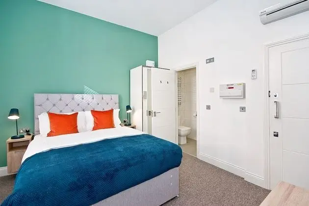 Design Tek Büyük Yataklı Oda