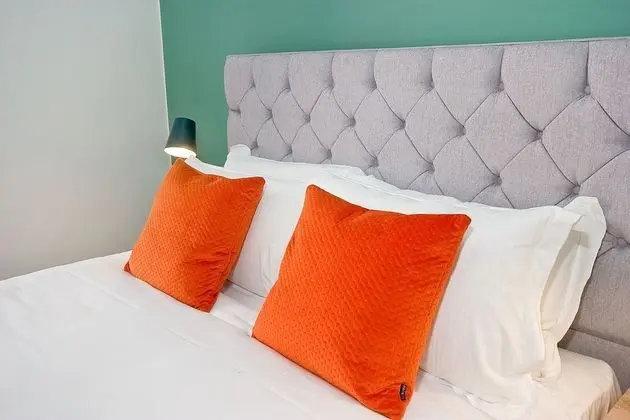 Design Tek Büyük Yataklı Oda