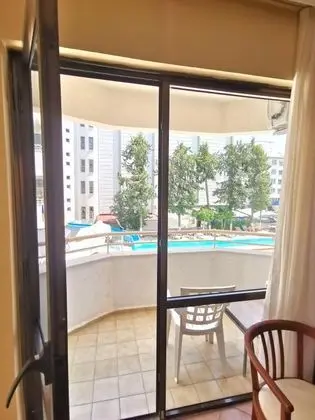 Standart Oda, Şehir Manzaralı