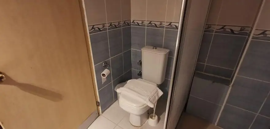 Triple, Şehir Manzaralı