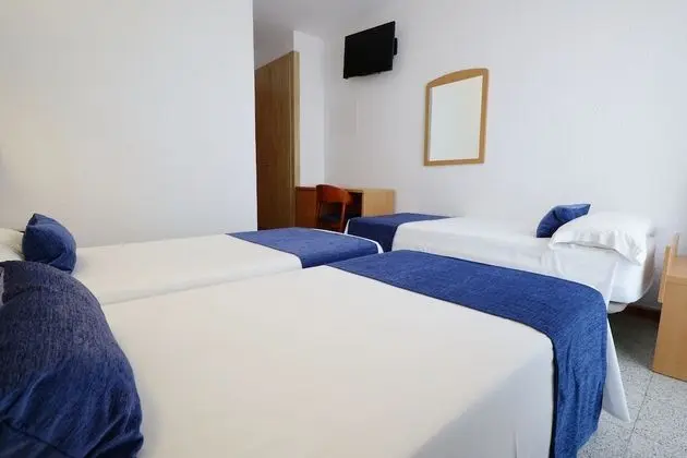 Üç Kişilik Oda ( Interior )