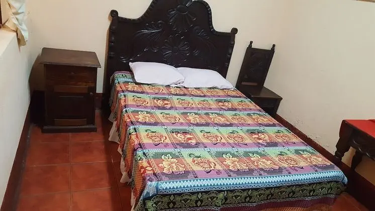 Deluxe Tek Büyük Yataklı Oda (2)