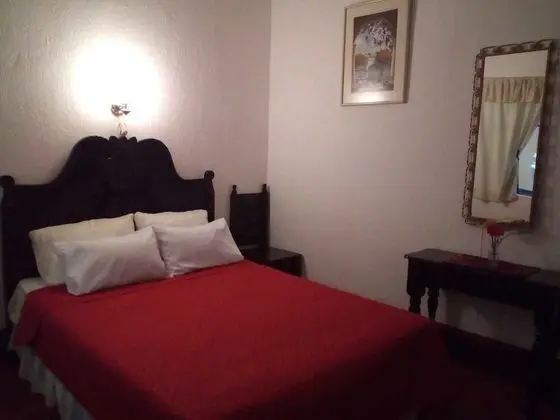 Deluxe Tek Büyük Yataklı Oda (2)