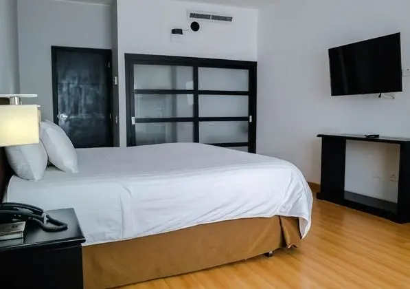 Tek Büyük Yataklı Oda