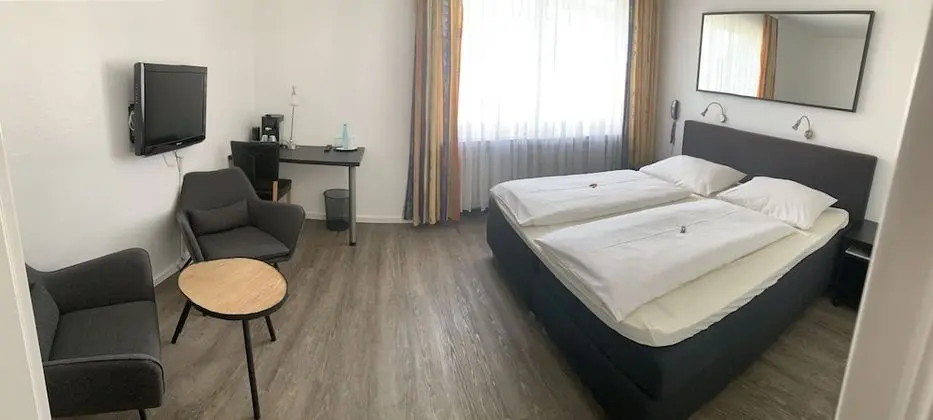 Tek Büyük Yataklı Oda