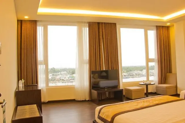 Executive Oda, Nehir Manzaralı
