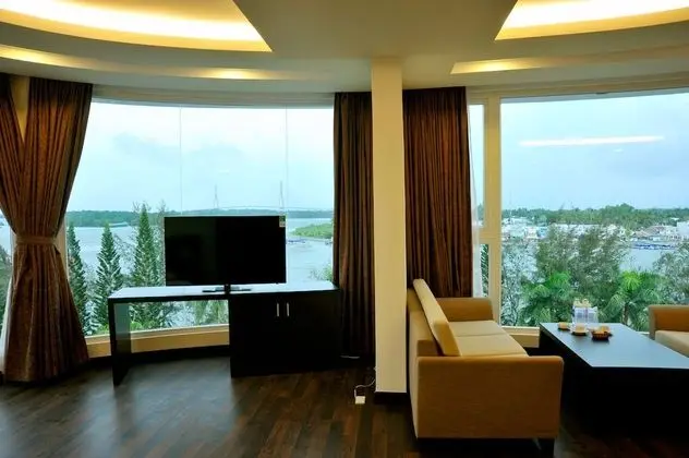 Executive Oda, Nehir Manzaralı