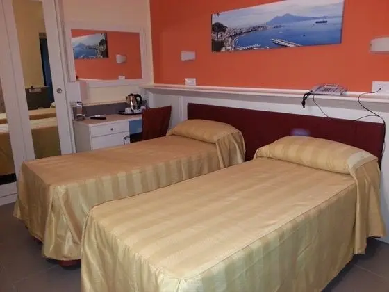 1 Çift Kişilik Veya 2 Tek Kişilik Yatak Standard