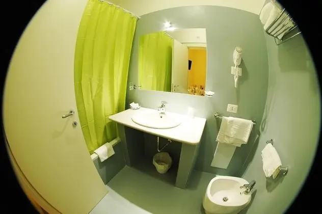 1 Çift Kişilik Veya 2 Tek Kişilik Yatak Standard