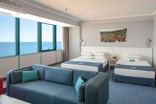 Deluxe Double or Twin Room with Sea View - Free Parking | Wellness package