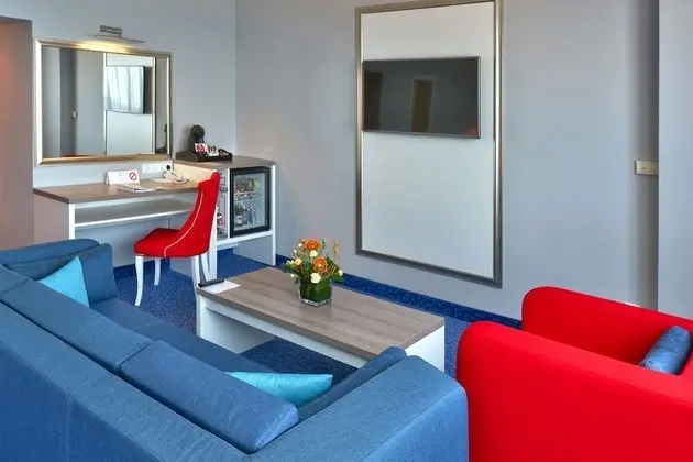 Deluxe Double or Twin Room with Sea View - Free Parking | Wellness package