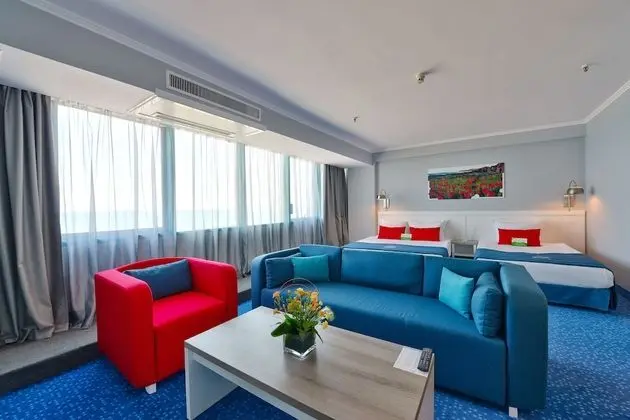 Deluxe Double or Twin Room with Sea View - Free Parking | Wellness package