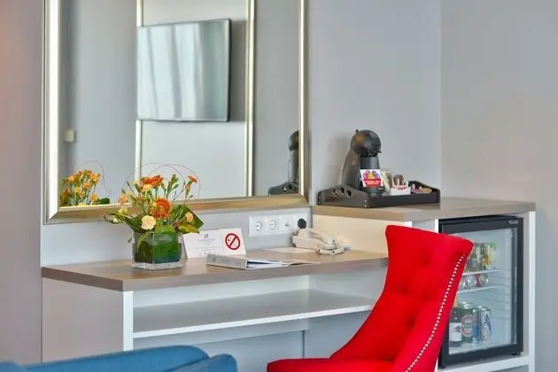 Deluxe Double or Twin Room with Sea View - Free Parking | Wellness package