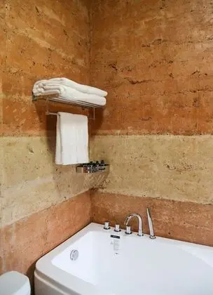 Deluxe Tek Büyük Yataklı Oda, Bahçe Manzaralı