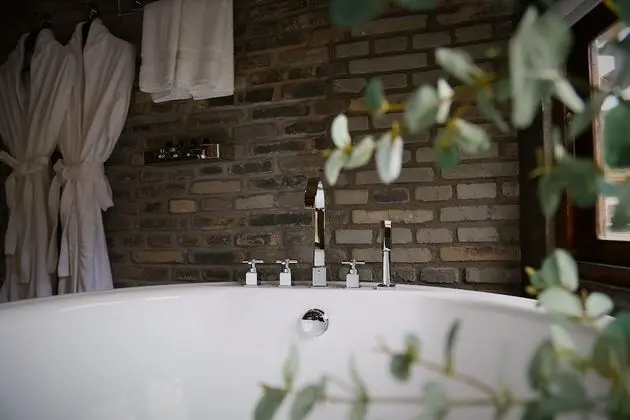Luxury Tek Büyük Yataklı Oda, Bahçe Manzaralı