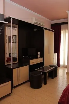 Economy Üç Kişilik Oda