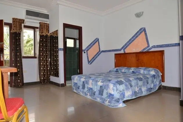 Standard Tek Büyük Yataklı Oda