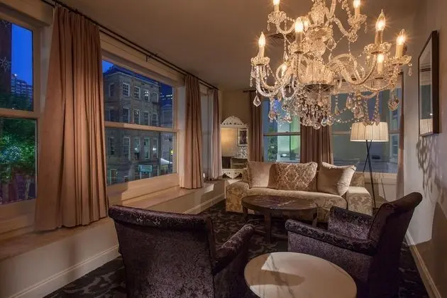 Premier Süit, 1 En Büyük (King) Boy Yatak, Şehir Manzaralı (Cosmopolitan Corner King Suite (CCS))