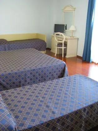 Superior Dört Kişilik Oda