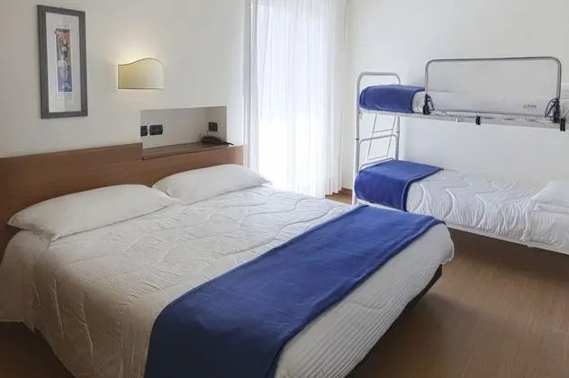 Economy Dört Kişilik Oda