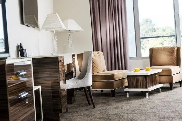 Deluxe Tek Büyük Yataklı Oda, Nehir Manzaralı