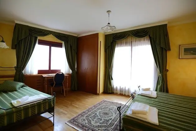 Executive Tek Büyük Yataklı Oda