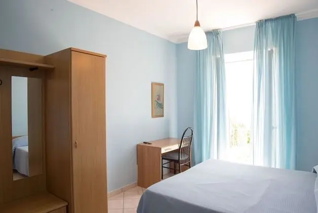 Standard Tek Büyük veya İki Ayrı Yataklı Oda, Manzaralı