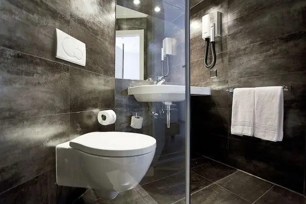 Superior Tek Büyük Yataklı Oda