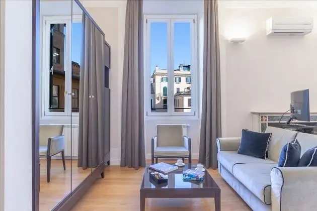 Deluxe Üç Kişilik Oda, Şehir Manzaralı