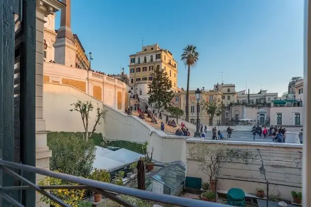 Deluxe Üç Kişilik Oda, Şehir Manzaralı