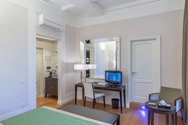 Superior Tek Büyük Yataklı Oda, Şehir Manzaralı