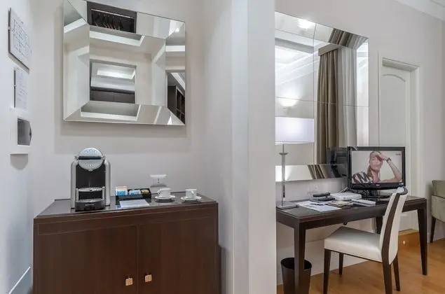 Superior Tek Büyük Yataklı Oda, Şehir Manzaralı