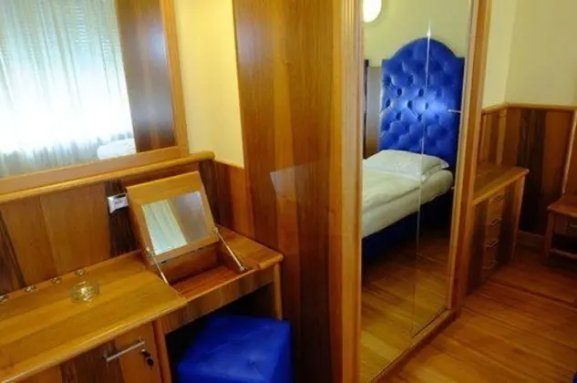 Deluxe Tek Büyük Yataklı Oda, Dağ Manzaralı