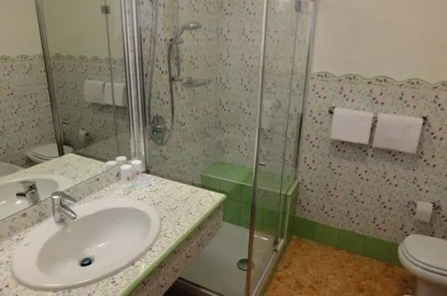 Deluxe Tek Büyük Yataklı Oda, Dağ Manzaralı