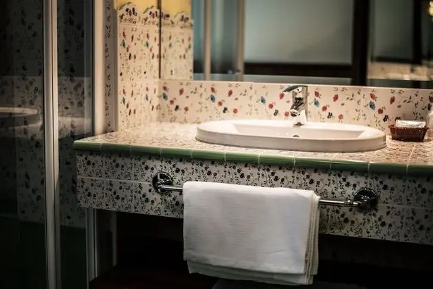 Deluxe Tek Büyük Yataklı Oda, Dağ Manzaralı