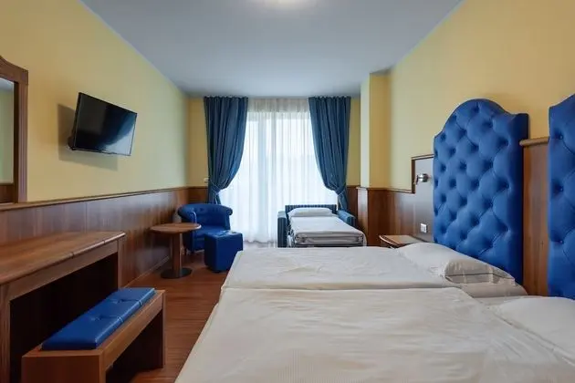 Deluxe Tek Büyük Yataklı Oda, Göl Manzaralı (3 pax)