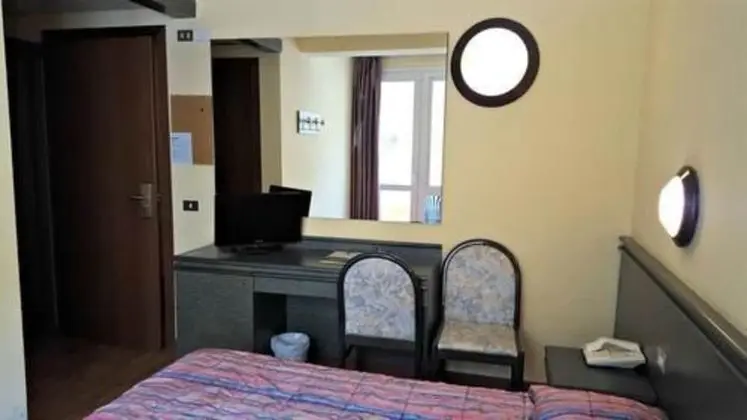 Standard Üç Kişilik Oda (3 pax)