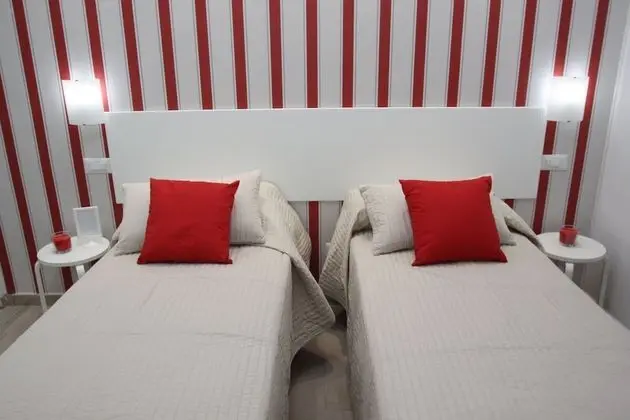 Tek Büyük veya İki Ayrı Yataklı Oda