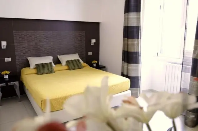 Standard Tek Büyük veya İki Ayrı Yataklı Oda, Özel Banyo