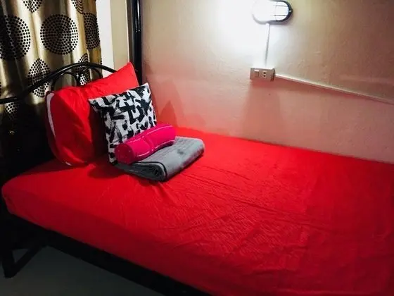 Comfort Ortak Ranzalı Oda, Sadece kadınlar için