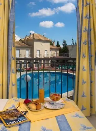 Apart Daire, 2 Yatak Odası, Havuz Kenarı (2+2)