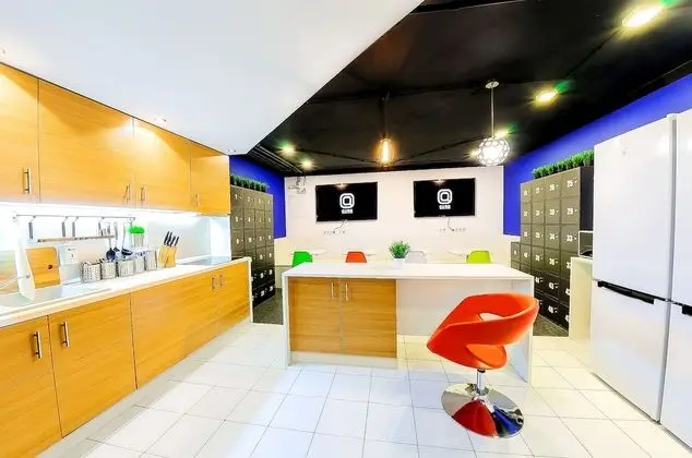 1 Capsule, No Windows