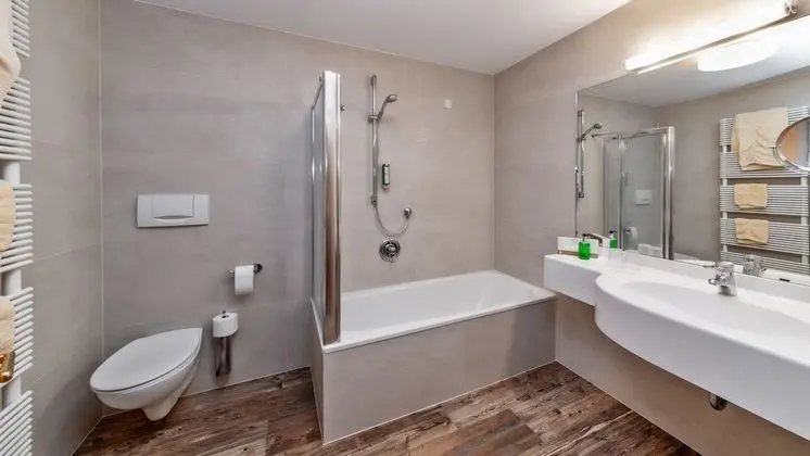 Comfort Tek Büyük Yataklı Oda
