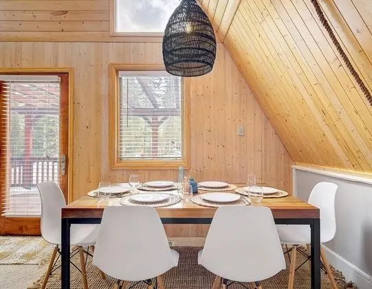 Ev, Birden Çok Yatak (Intimate Mtn Retreat! Drive 5min to D)