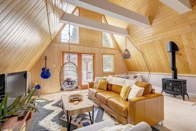 Ev, Birden Çok Yatak (Intimate Mtn Retreat! Drive 5min to D)