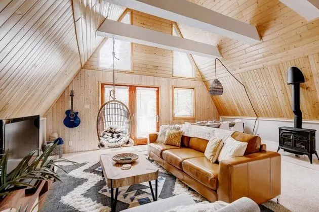 Ev, Birden Çok Yatak (Intimate Mtn Retreat! Drive 5min to D)