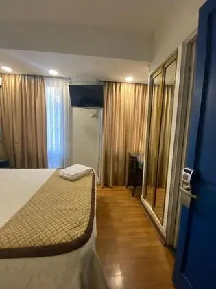 Classic Tek Büyük Yataklı Oda