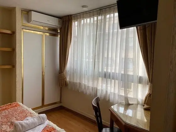 Classic Üç Kişilik Oda