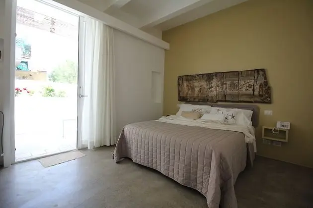 Tek Büyük Yataklı Oda, Bahçe Manzaralı