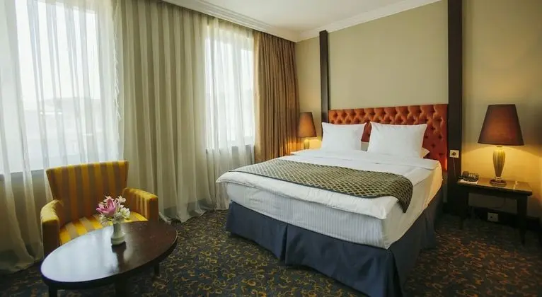 Deluxe Tek Büyük veya İki Ayrı Yataklı Oda, Şehir Manzaralı